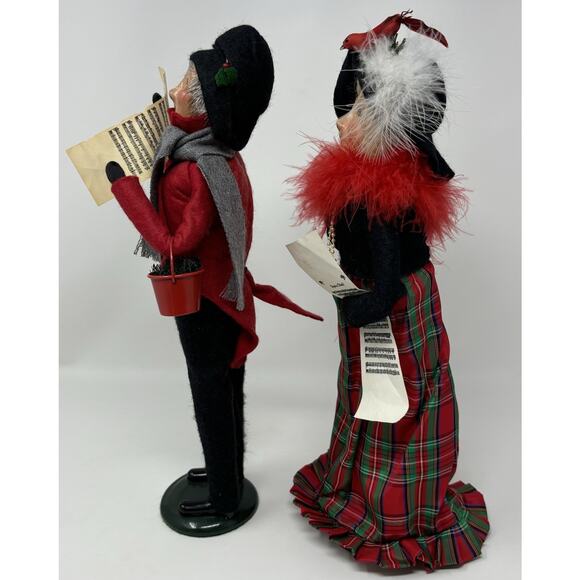 Byers Choice 1996 Elegant Actress And 1995 Traditional Man with Sheet Music - Picture 2 of 8